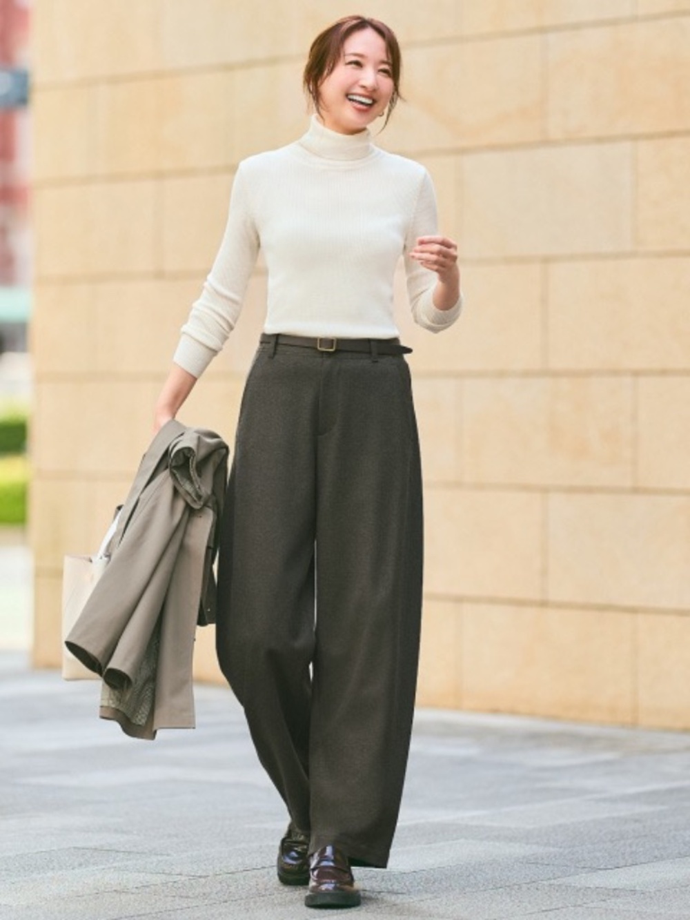 Uniqlo Ribbed Turtleneck Sweater, 100% Wool, Cream, Small